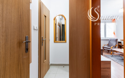 PRENAJATÉ! NA PRENÁJOM - 1,5 izb. BYT s loggiou a s parkovacím miestom