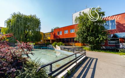 Budova obchodu a služieb, Košice – Západ