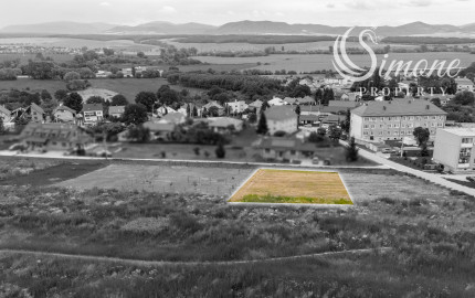 Stavebný pozemok v obci Lemešany - 787 m2