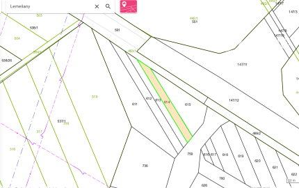 Pozemok v obci Lemešany - 311 m2