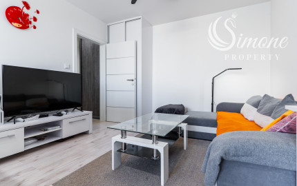 PREDANÉ! 1,5 izb. byt + 2x loggia, Bielocerkevská ul.