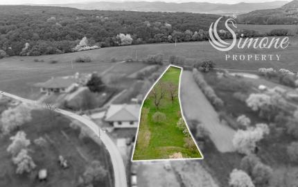 Stavebný pozemok - 2 693 m² - v obci Bunetice