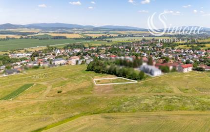 NA PREDAJ Pozemok určený pre IBV v obci Lemešany (838 m²)