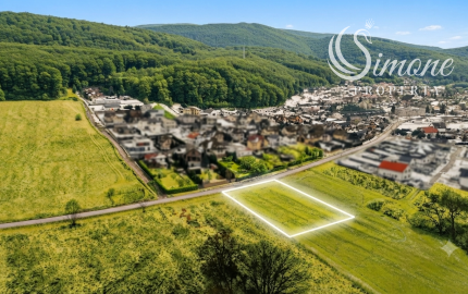INVESTIČNÁ PRÍLEŽITOSŤ: Pozemok pre občiansku vybavenosť - 1033 m² – v obci Sokoľ