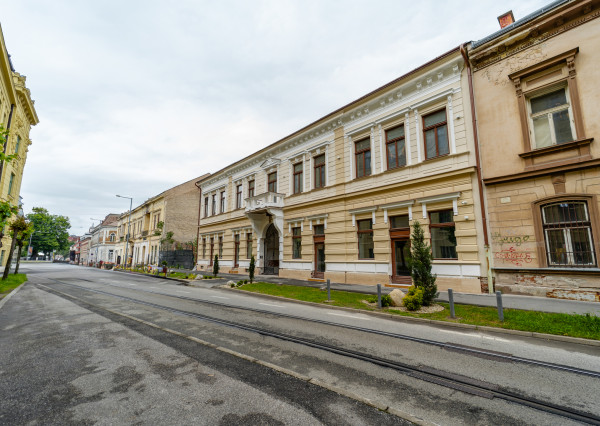 PRENAJATÉ! Obchodný priestor pre podnikanie