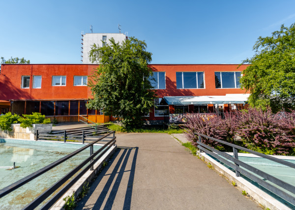 Budova obchodu a služieb, Košice – Západ