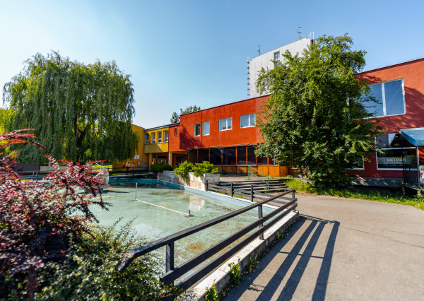 Budova obchodu a služieb, Košice – Západ