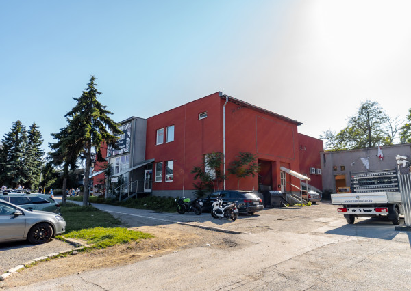 Budova obchodu a služieb, Košice – Západ