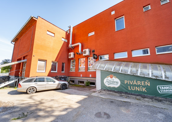 Budova obchodu a služieb, Košice – Západ