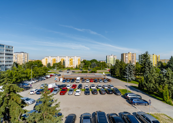 Budova obchodu a služieb, Košice – Západ