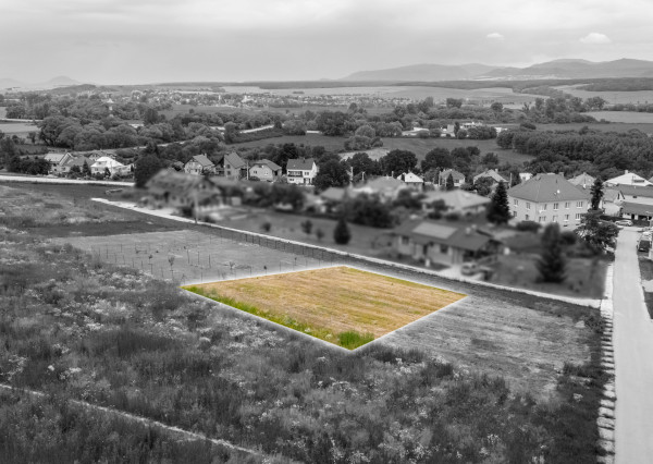 Stavebný pozemok v obci Lemešany - 787 m2