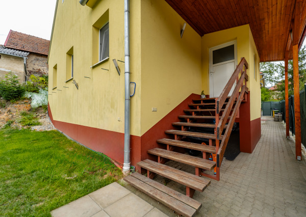 PREDANÉ! 5 izbový Rodinný dom s pozemkom v obci Obišovce