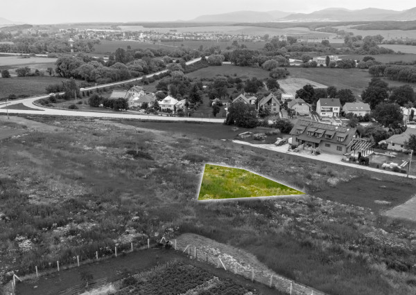 Pozemok určený na IBV - Lemešany - 635 m2