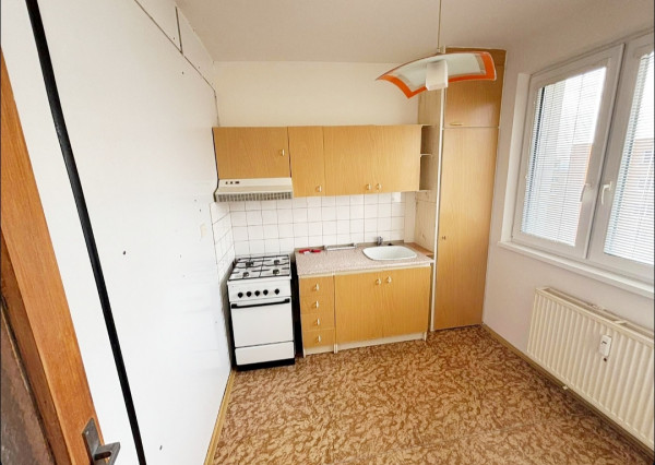 PREDANÉ! NA PREDAJ 1 izbový BYT s loggiou, KE - Sídlisko Ťahanovce