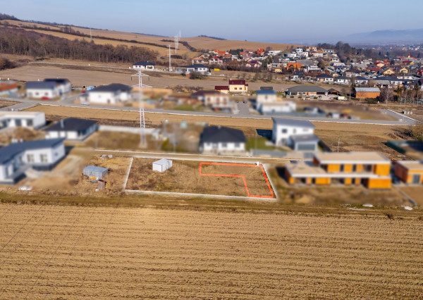Stavebný pozemok v obci BENIAKOVCE