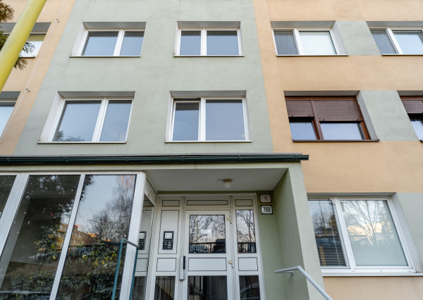 PREDANÉ! 1,5-izb. BYT s loggiou, KE-Dargovských hrdinov