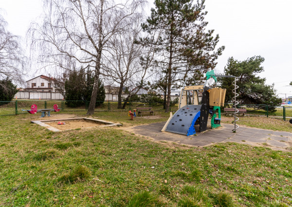 NA PREDAJ - 2 izbový byt s loggiou, KE - Dargovských hrdinov