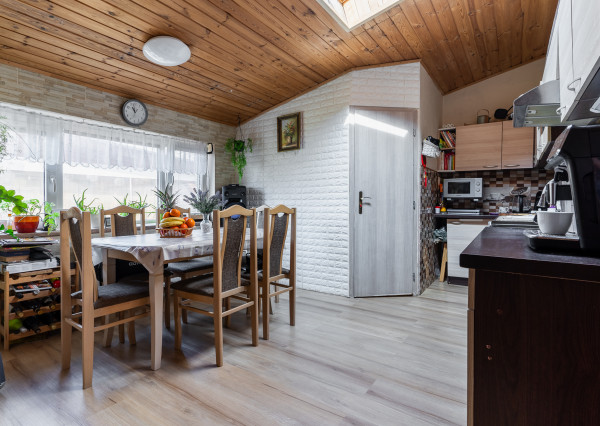 Útulný Rodinný dom s veľkým pozemkom 2470m2, MÉRA - Maďarsko