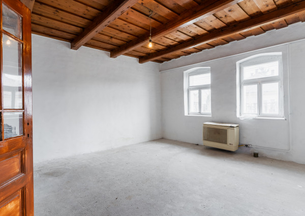 Rodinný dom s gazdovským na pozemku 2390 m2, Méra - Maďarsko