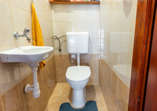 Zrekonštruovaný gazdovský dom, pozemok 1990m2, Méra-Maďarsko