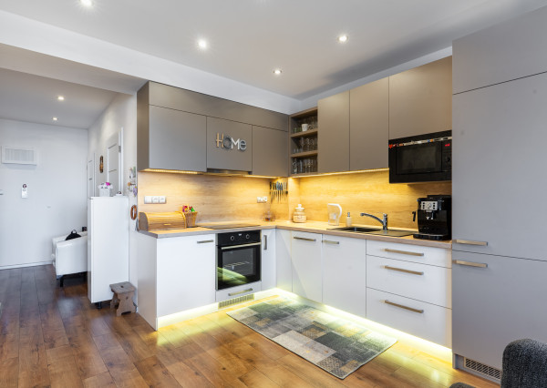 EXKLUZÍVNY 1,5 izbový byt, 50 m2, ul. Sv. Rodiny