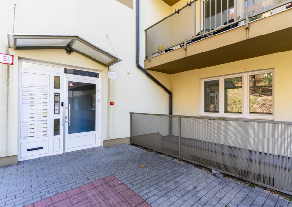 EXKLUZÍVNY 1,5 izbový byt, 50 m2, ul. Sv. Rodiny
