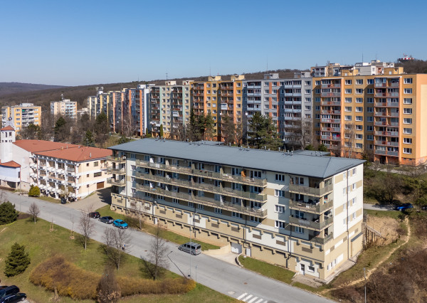 EXKLUZÍVNY 1,5 izbový byt, 50 m2, ul. Sv. Rodiny