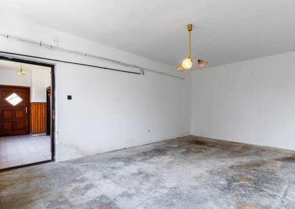 Rodinný dom - čiastočná rekonštrukcia, 840m2, Méra /Maďarsko