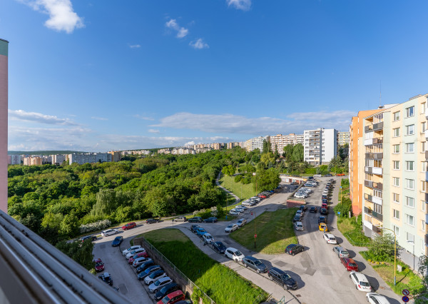 REZERVOVANÉ! 1,5 izb. byt + 2x loggia, Bielocerkevská ul.