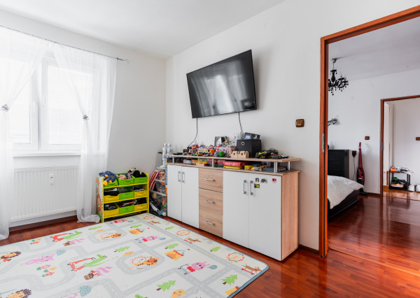 2 izbový BYT po kompletnej rekonštrukcií, Košice - Šaca