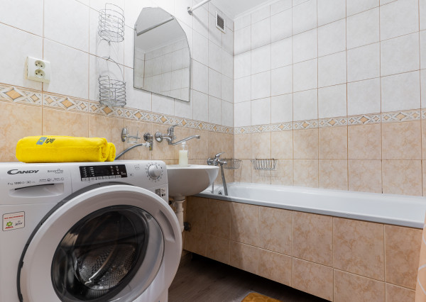 NA PRENÁJOM - 3 izbový BYT s loggiou a pivnicou – 71 m²
