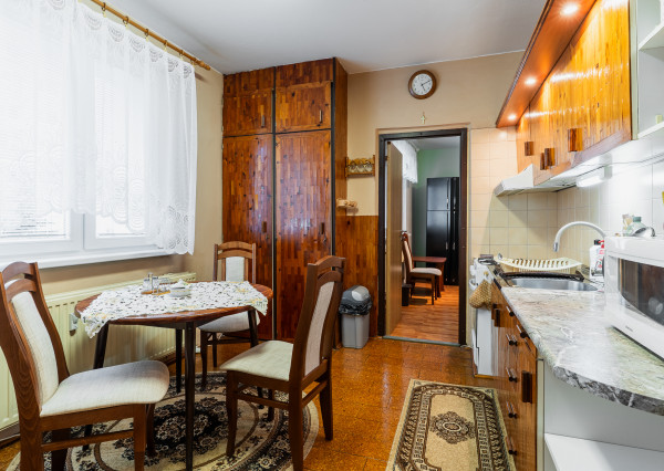 NA PRENÁJOM - 3 izbový BYT s loggiou a pivnicou – 71 m²