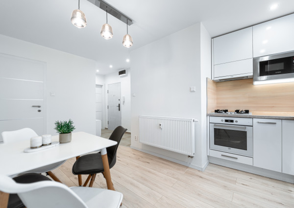 REZERVOVANÉ! Moderný 2 izb. BYT po kompletnej rekonštrukcií, KE - Nad jazerom