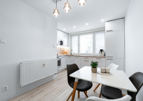 REZERVOVANÉ! Moderný 2 izb. BYT po kompletnej rekonštrukcií, KE - Nad jazerom