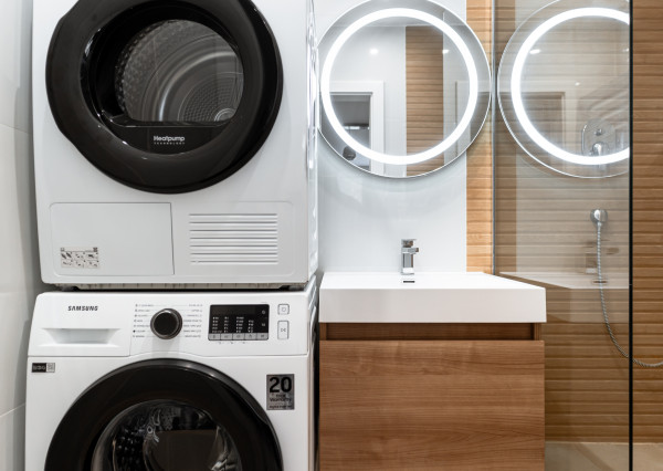 REZERVOVANÉ! Moderný 2 izb. BYT po kompletnej rekonštrukcií, KE - Nad jazerom