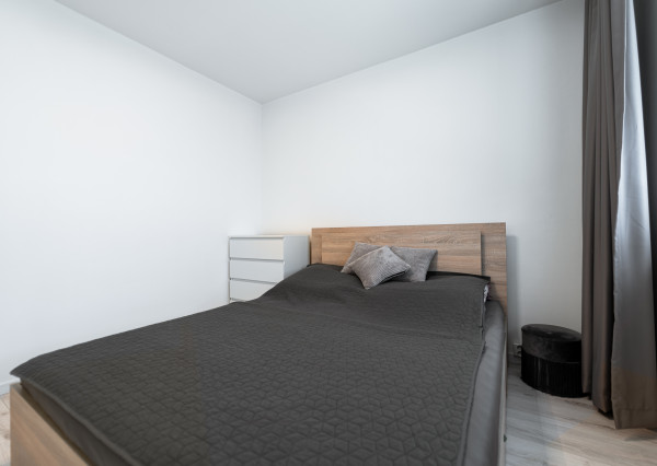 REZERVOVANÉ! Moderný 2 izb. BYT po kompletnej rekonštrukcií, KE - Nad jazerom