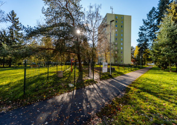 REZERVOVANÉ! Moderný 2 izb. BYT po kompletnej rekonštrukcií, KE - Nad jazerom