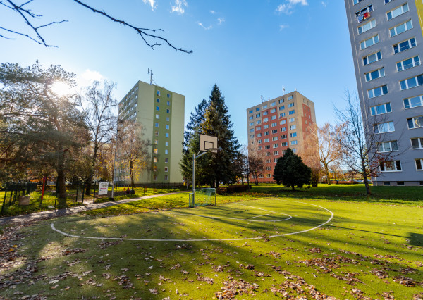 REZERVOVANÉ! Moderný 2 izb. BYT po kompletnej rekonštrukcií, KE - Nad jazerom