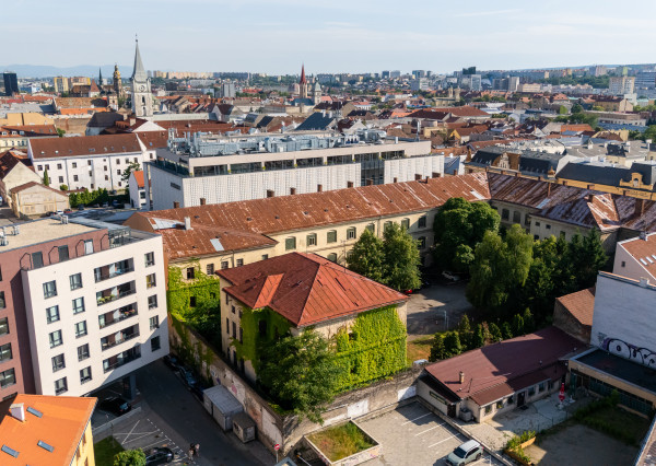 Exkluzívny 3 izb. BYT s terasou a parkovaním v srdci Košíc