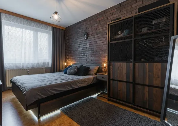 NA PREDAJ 3 - izb. byt s loggiou,70 m2, ČORDÁKOVA ul., - KVP