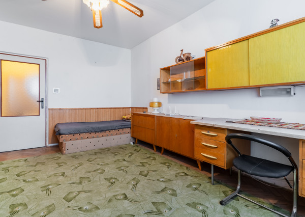 PRENÁJOM 3 izb. byt, loggia, KUZMÁNYHO ul., KE - STARÉ MESTO