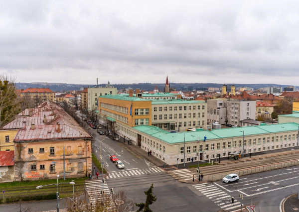 PRENÁJOM 3 izb. byt, loggia, KUZMÁNYHO ul., KE - STARÉ MESTO