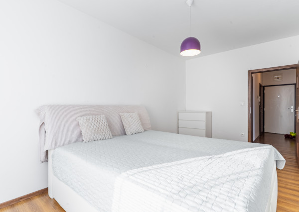 3 izb. BYT v novostavbe 2x balkón a garážové parkovacie miesto