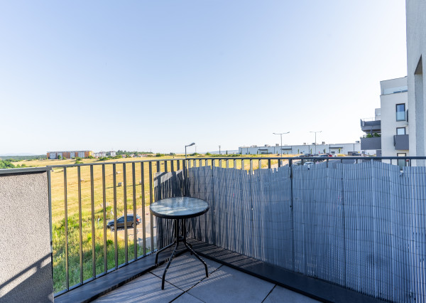 3 izb. BYT v novostavbe 2x balkón a garážové parkovacie miesto