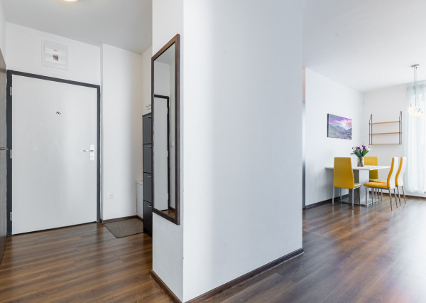 3 izb. BYT v novostavbe 2x balkón a garážové parkovacie miesto