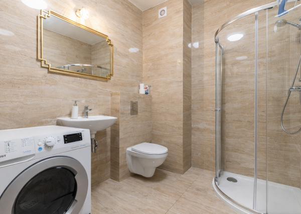 Bývanie v srdci mesta - BYT v novostavbe s balkónom, KE – Staré mesto