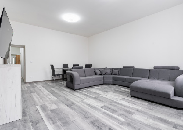 Luxusný veľkometrážny 2-izbový byt (85m2) - Mäsiarska ul.