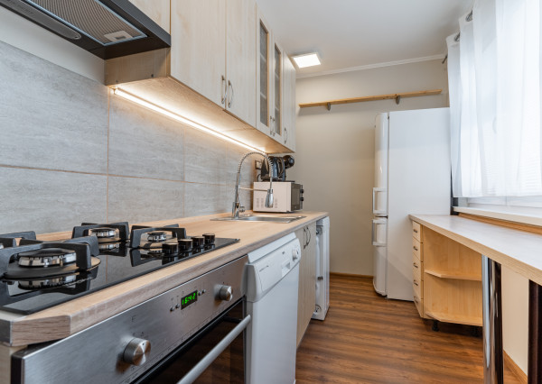 2-IZBOVÝ BYT s loggiou, Čapajevova ul., Košice – Západ