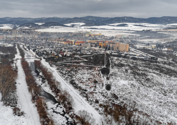 INVESTIČNÝ POZEMOK NA IBV NA PREDAJ – SABINOV (8 679 m²)
