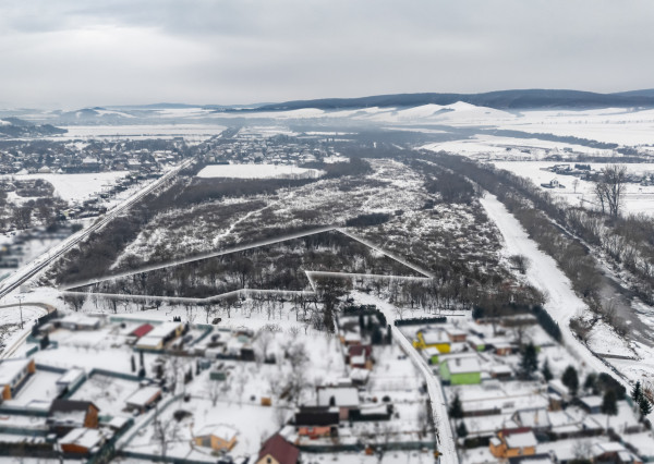 INVESTIČNÝ POZEMOK NA IBV NA PREDAJ – SABINOV (8 679 m²)